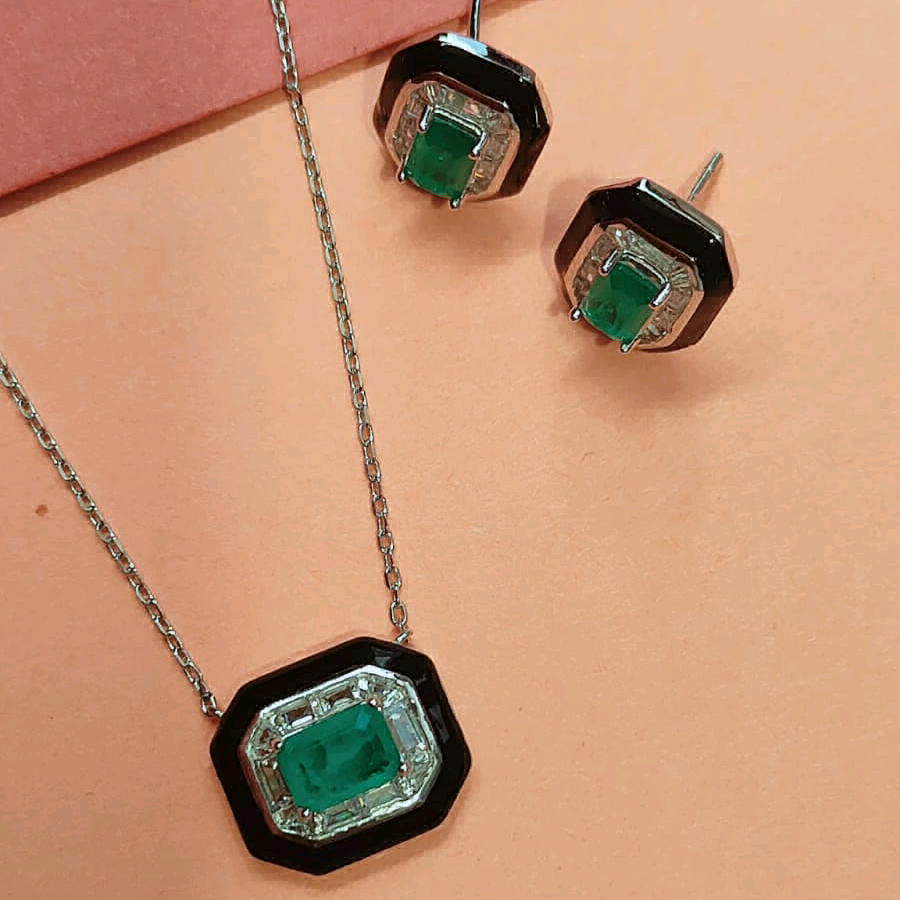 Black Enamel With Green CZ Pendant Set